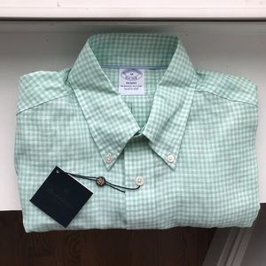 Brooks Brothers / Regent Regular-Fit Sport Shirt, Gingham Irish Linen / Medium